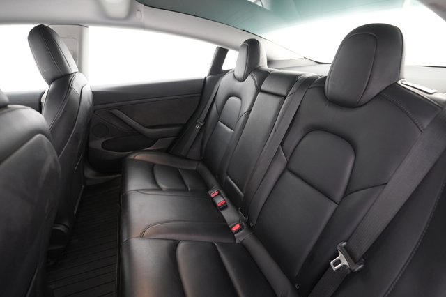 2022 Tesla Model 3 — photo 19 of 24