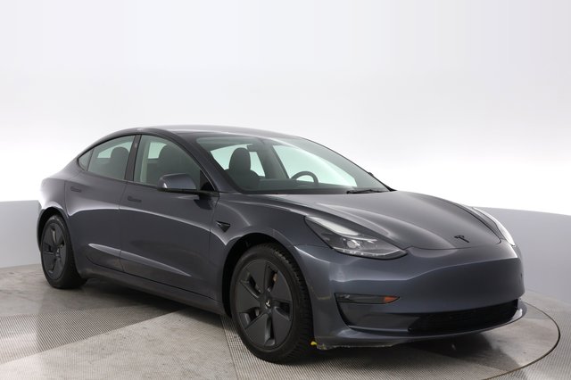 2022 Tesla Model 3 — photo 10 of 24