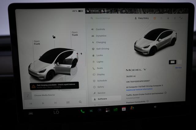 2023 Tesla Model Y — photo 5 of 21