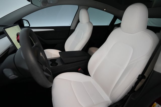 2024 Tesla Model Y — photo 3 of 23