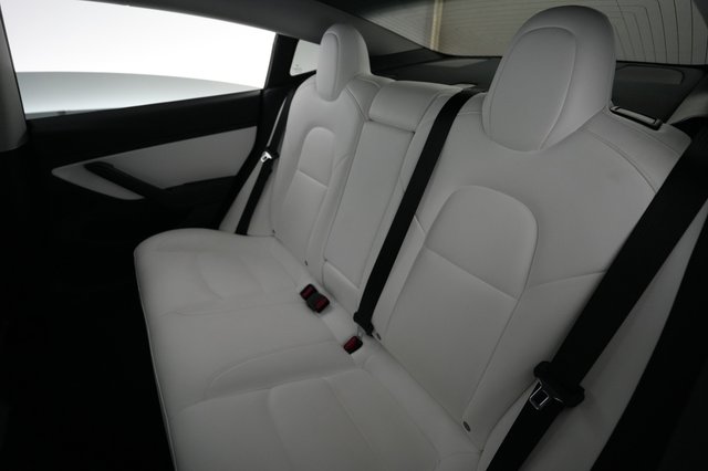 2020 Tesla Model 3 — photo 19 of 25