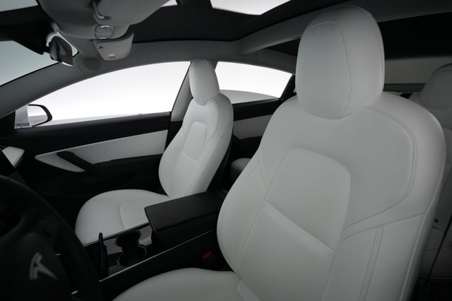 2020 Tesla Model 3 — photo 3 of 25