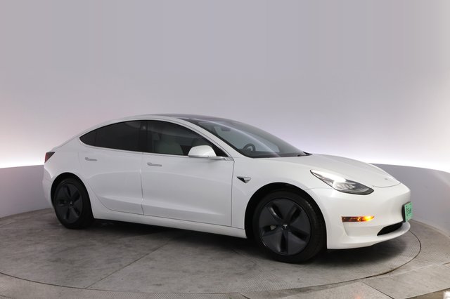 2020 Tesla Model 3 — photo 11 of 25