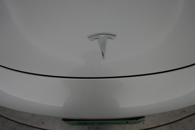2020 Tesla Model 3 — photo 22 of 25