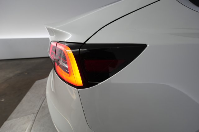 2020 Tesla Model 3 — photo 24 of 25