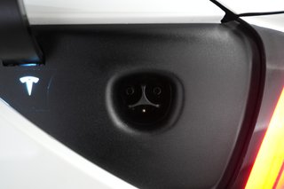 2021 Tesla Model 3 — photo 8 of 24