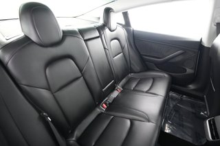2021 Tesla Model 3 — photo 4 of 24
