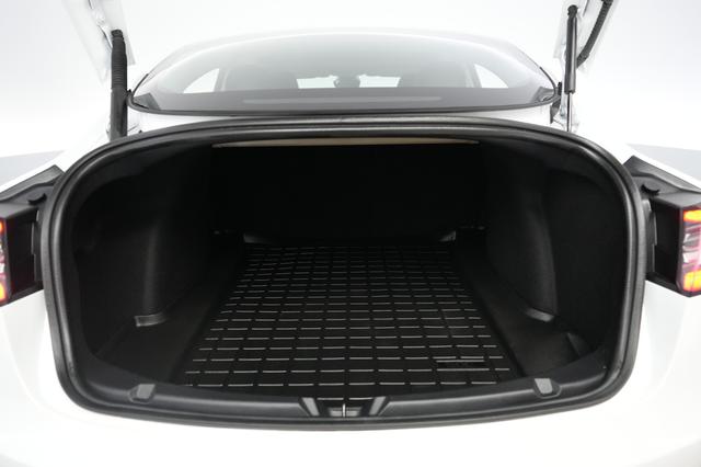2021 Tesla Model 3 — photo 6 of 24