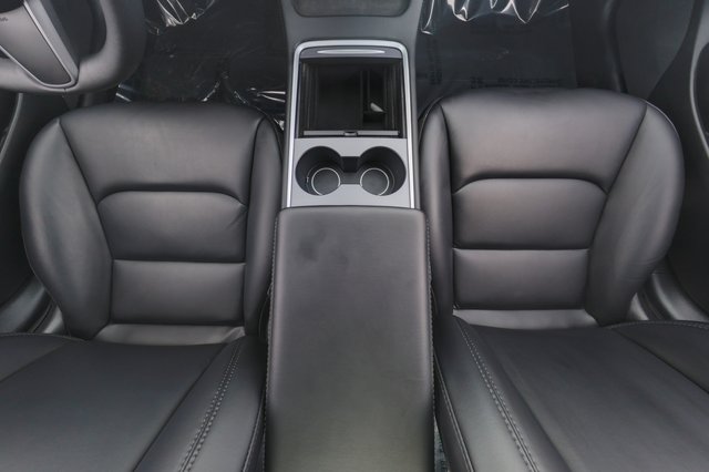 2021 Tesla Model 3 — photo 22 of 24