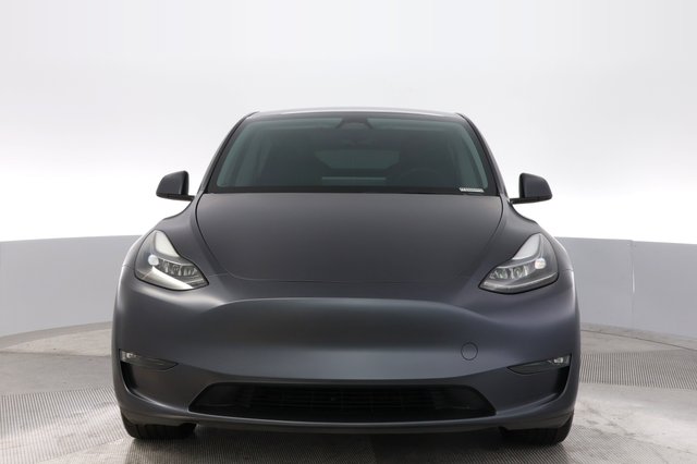 2023 Tesla Model Y — photo 9 of 24