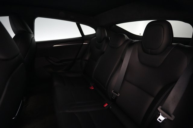 2022 Tesla Model S — photo 19 of 22