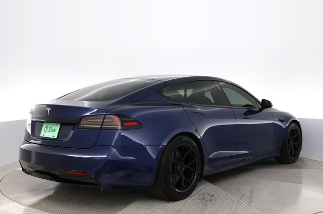 2022 Tesla Model S — photo 2 of 22
