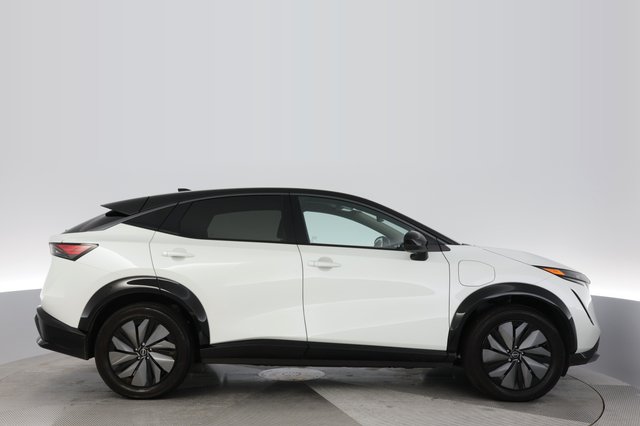 2025 Nissan Ariya — photo 10 of 22