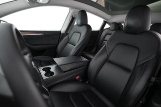 2025 Tesla Model Y — photo 3 of 26