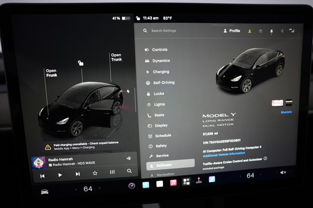 2025 Tesla Model Y — photo 5 of 25