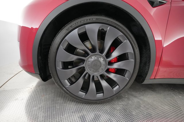 2022 Tesla Model Y — photo 16 of 23