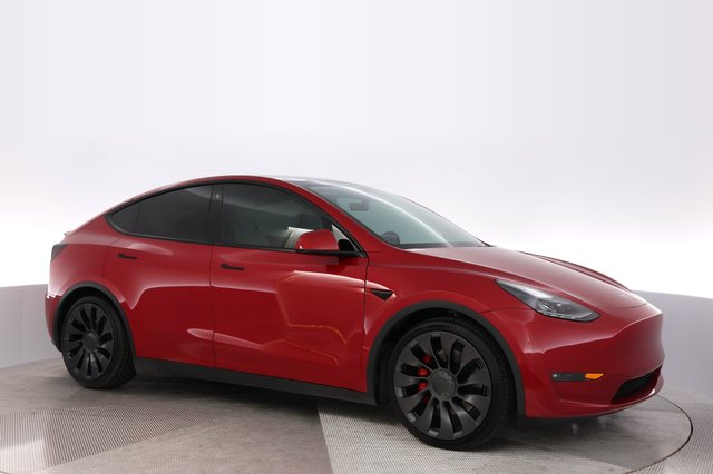 2022 Tesla Model Y — photo 11 of 23