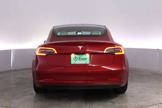 2021 Tesla Model 3 — photo 12 of 27