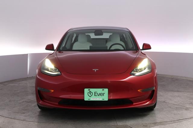 2021 Tesla Model 3 — photo 9 of 27