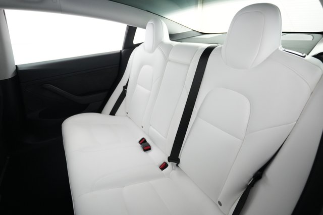 2021 Tesla Model 3 — photo 19 of 27