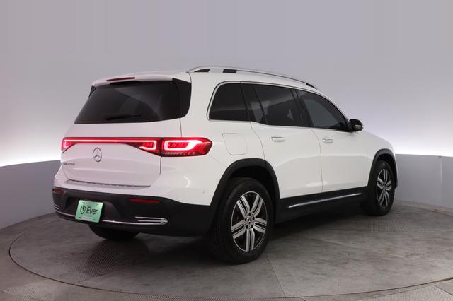 2023 Mercedes-Benz EQB — photo 2 of 24