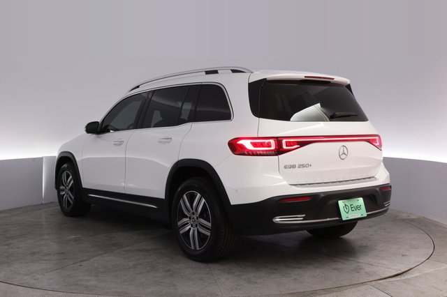 2023 Mercedes-Benz EQB — photo 13 of 24