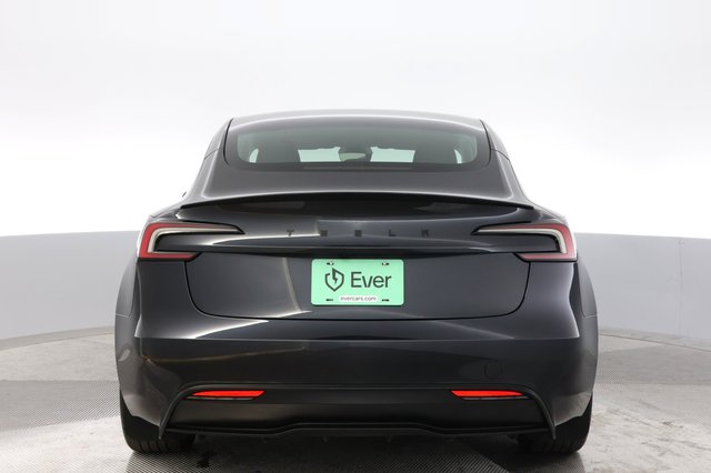 2025 Tesla Model 3 — photo 12 of 21