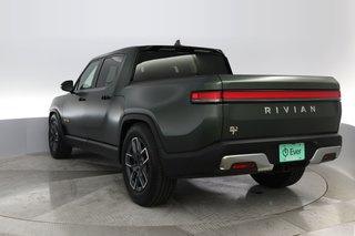 2022 Rivian R1T — photo 12 of 40