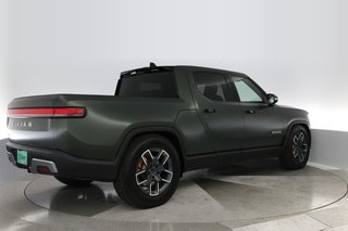 2022 Rivian R1T — photo 10 of 40