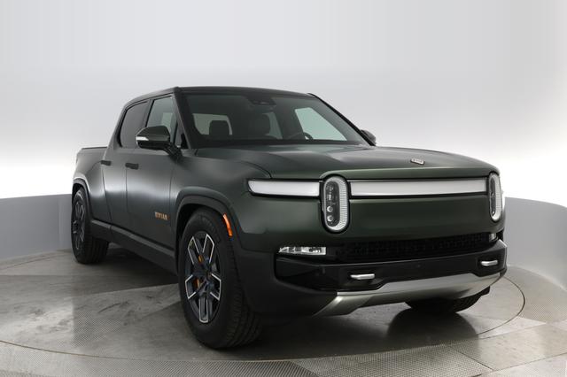 2022 Rivian R1T — photo 8 of 40
