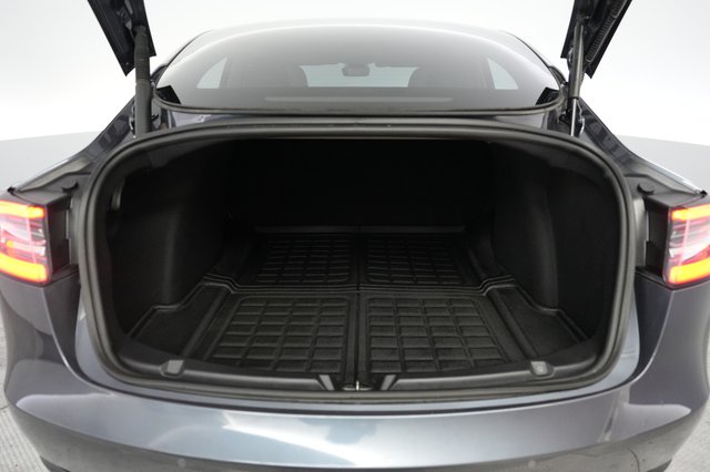 2022 Tesla Model 3 — photo 6 of 22