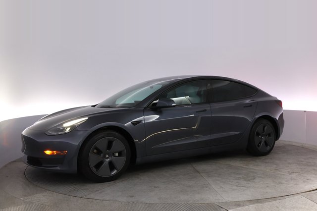 2022 Tesla Model 3 — photo 14 of 22