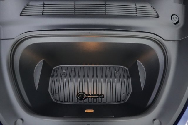 2024 Tesla Model Y — photo 25 of 26