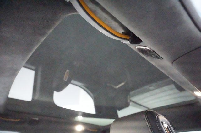 2022 Rivian R1T — photo 25 of 28