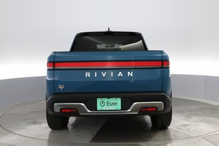 2022 Rivian R1T — photo 11 of 28
