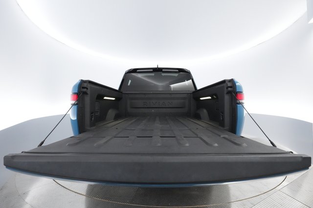 2022 Rivian R1T — photo 23 of 28