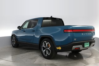 2022 Rivian R1T — photo 12 of 28