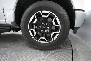 2023 Ford F-150 Lightning — photo 10 of 23