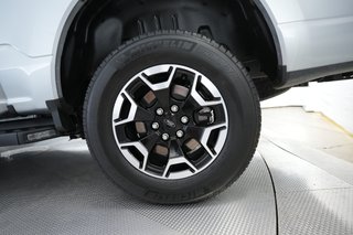 2023 Ford F-150 Lightning — photo 7 of 23