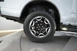 2023 Ford F-150 Lightning — photo 11 of 23