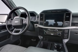 2023 Ford F-150 Lightning — photo 14 of 23