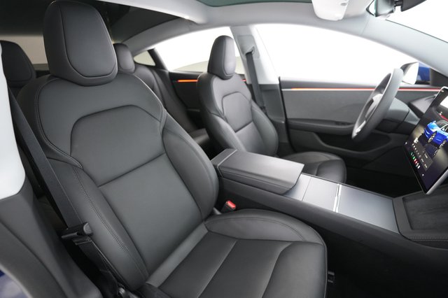 2024 Tesla Model 3 — photo 18 of 25