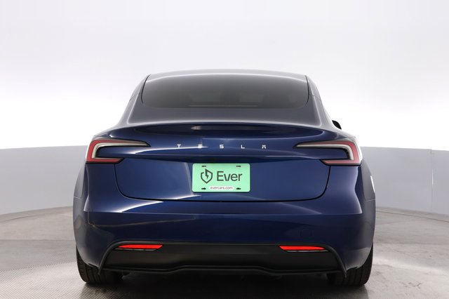 2024 Tesla Model 3 — photo 12 of 25