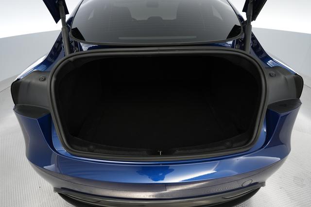2024 Tesla Model 3 — photo 6 of 25