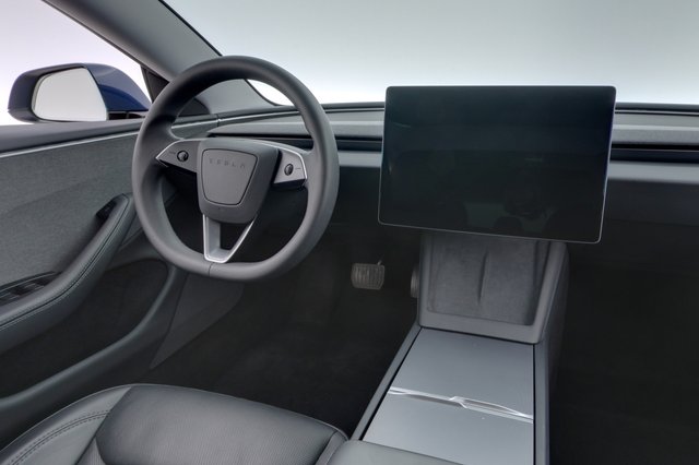2024 Tesla Model 3 — photo 20 of 25