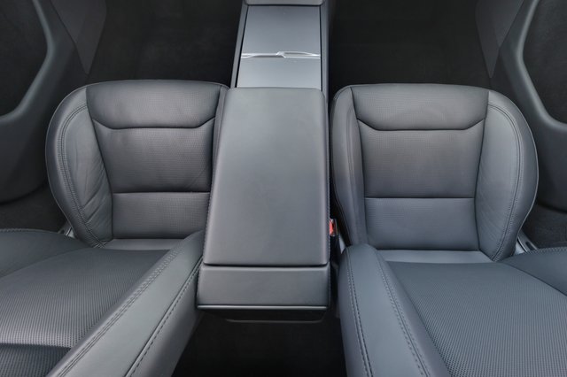 2024 Tesla Model 3 — photo 22 of 25