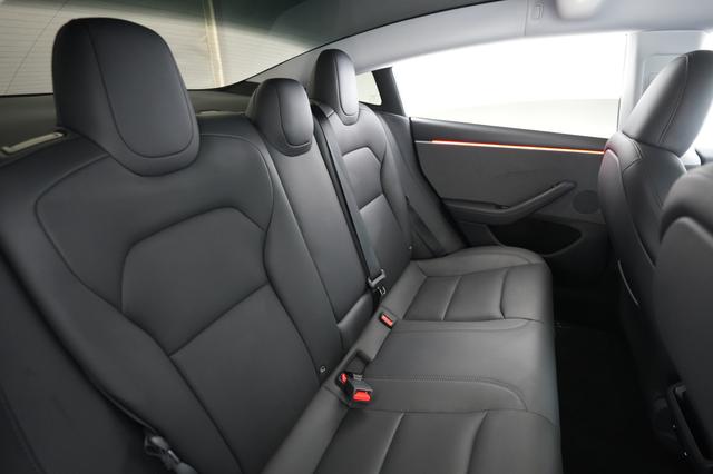 2024 Tesla Model 3 — photo 4 of 25