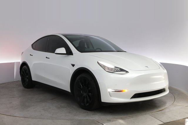2021 Tesla Model Y — photo 10 of 22