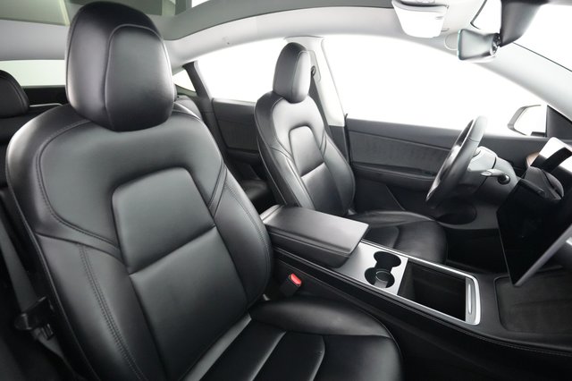 2021 Tesla Model Y — photo 18 of 22