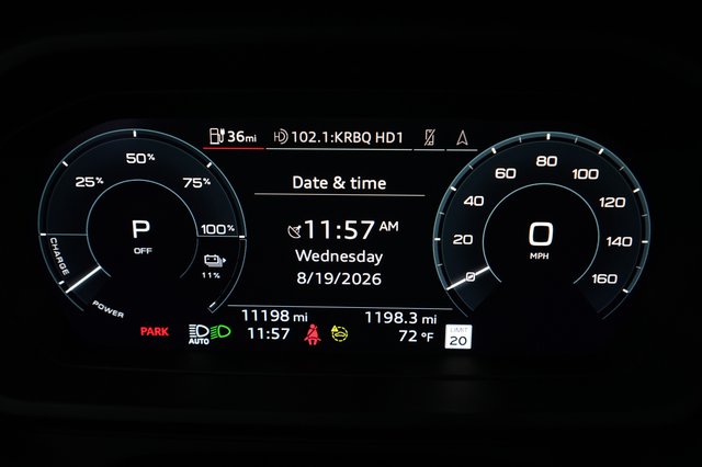 2024 Audi Q4 e-tron — photo 5 of 23